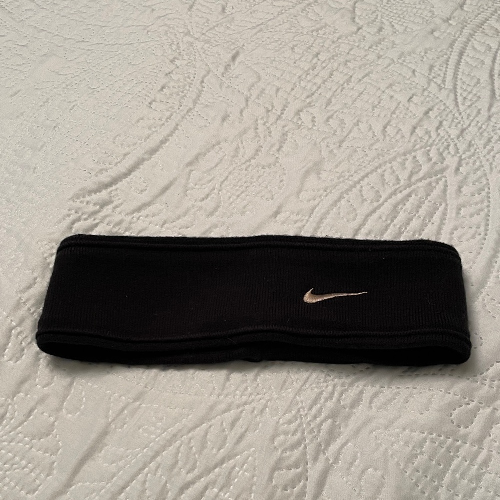 NIKE Unisex Headband Ear Warmer Theram-FIT with Embroidered Swoosh Logo